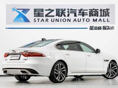 Jaguar XFL 2.0T P300 four-wheel drive flagship sports gold version - фото 6