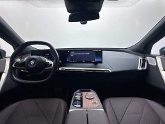 BMW iX xDrive50 - фото 7