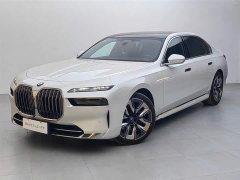 BMW 7 740Li Deluxe Version Luxury - фото 1