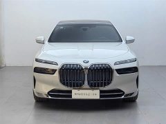 BMW 7 740Li Deluxe Version Luxury - фото 3