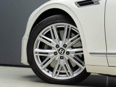 BMW 4.0T V8 Edition - фото 6