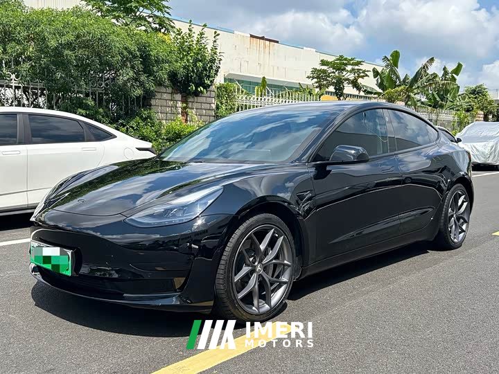 Tesla Model 3 Standard Range Edition - автомобиль из Китая