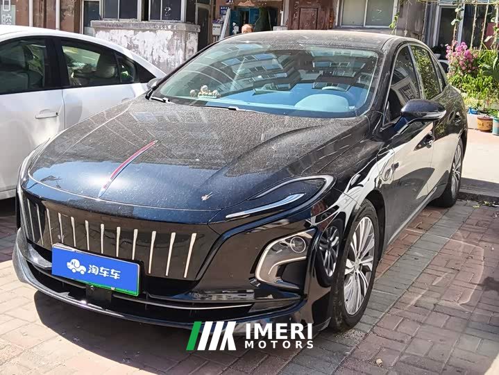 FAW E-QM5 620km PLUS - автомобиль из Китая