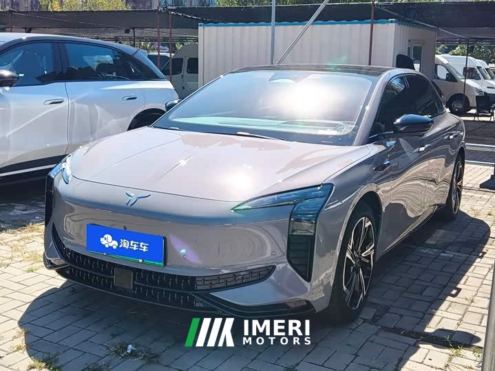 FAW EH7 760 Pro AWD Edition - автомобиль из Китая