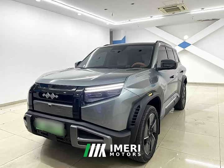 Neta 3 501KM AWDUltra Edition - автомобиль из Китая