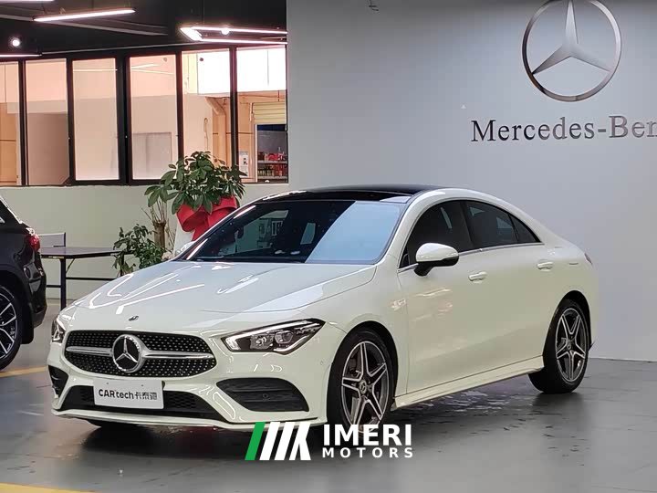 Mercedes-Benz CLA (imported) CLA 200 - автомобиль из Китая