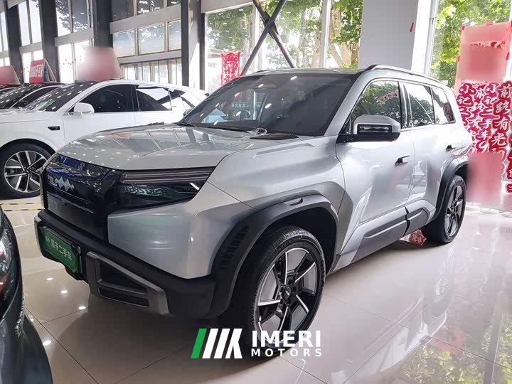 Neta 3 501KM AWDMax Edition - автомобиль из Китая