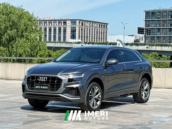 Audi Q8 55 TFSI Luxury Dynamic Edition - автомобиль из Китая