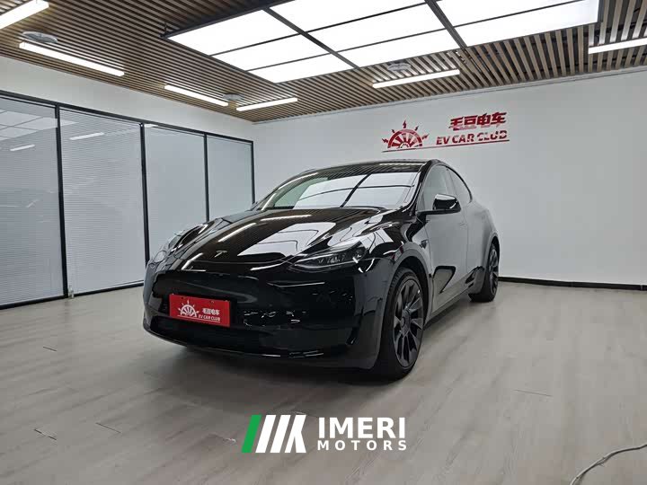 Tesla Model Y Edition - автомобиль из Китая