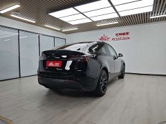Tesla Model Y Edition - фото 4
