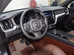 Volvo XC60 B5 AWD Luxury Edition - фото 10