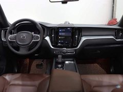 Volvo XC60 B5 AWD Luxury Edition - фото 12