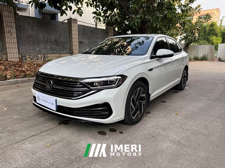 Volkswagen Sagitar 300TSI DSG Super Edition - автомобиль из Китая