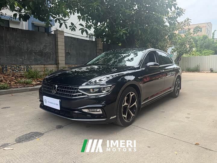 Volkswagen Magotan 2023 2 Million Edition 330TSI DSG Luxury - автомобиль из Китая
