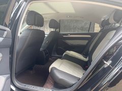 Volkswagen Magotan 2023 2 Million Edition 330TSI DSG Luxury - фото 6