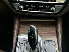 BMW 5 Series 530Li Leading Luxury Package - фото 3
