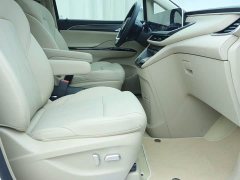 Buick GL8 New Energy Lu Shang Exclusive Edition - фото 8