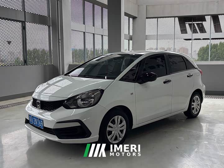 Honda Fit 1.5L CVT Trendy Edition - автомобиль из Китая
