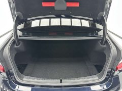 BMW 3 Series 320Li M Sport Package - фото 16
