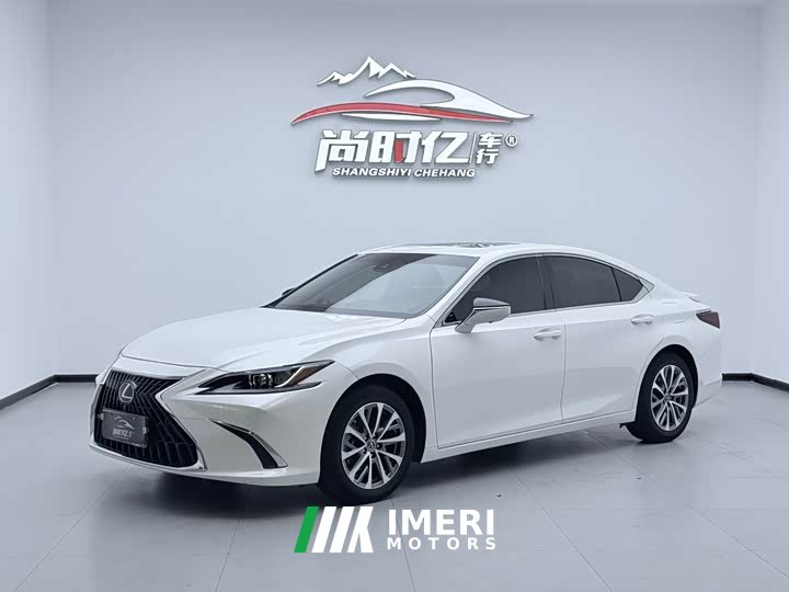 Lexus ES 2023 200 Excellence Edition - автомобиль из Китая