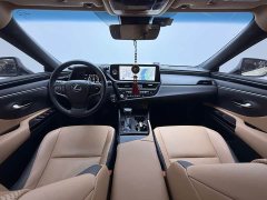 Lexus ES 2023 200 Excellence Edition - фото 17