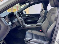 Volvo XC60 Plug-in Hybrid T8 E-Drive Hybrid Zhiyuan Sports Edition - фото 8
