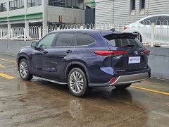 Toyota Highlander 2022 dual engine 2.5L four-wheel drive premium version 7 seats - фото 16