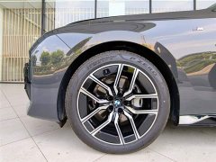 BMW 7 Series 2023 735Li M Sports Package - фото 4