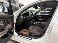 BMW 3 Series 325Li M Sports Package - фото 4