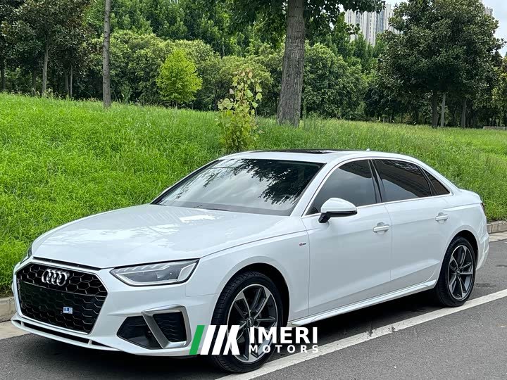 Audi A4L 40 TFSI Fashion Version - автомобиль из Китая
