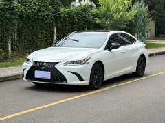 Lexus ES 200 Edition - фото 1
