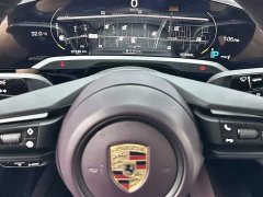 Porsche Taycan 4S - фото 12