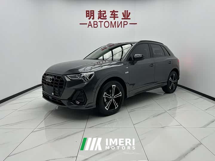Audi Q3 35 TFSI Fashionable and Dynamic (1.4T) - автомобиль из Китая