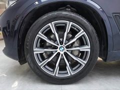 BMW X5 xDrive30i M - фото 4