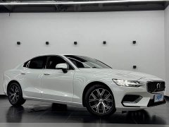 Volvo S60 B4 Luxury Edition - фото 3