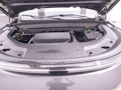 Li Auto L8 Max - фото 15