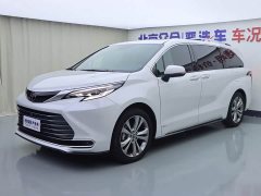 SIENNA 2.5LPHEV Premium Edition - фото 1