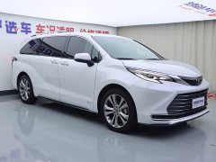 SIENNA 2.5LPHEV Premium Edition - фото 2