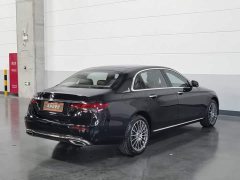 Mercedes-Benz E 260 L - фото 2