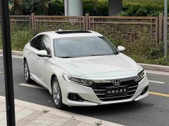 Honda Accord 260TURBO Deluxe Edition - фото 2