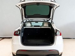 Tesla Model Y 2022 facelift, long-range all-wheel drive version - фото 18