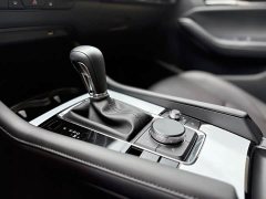 Audi Mazda3 Angkesela 2023 2.0L Automatic Premium Edition - фото 16