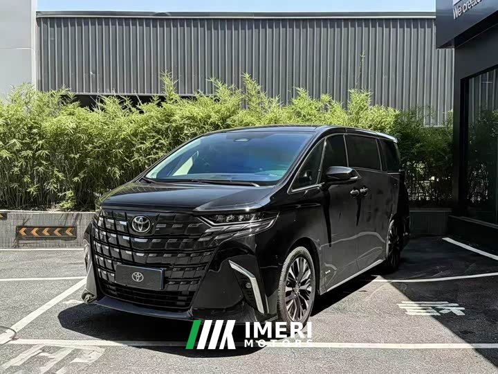 FAW 2.5L Edition - автомобиль из Китая