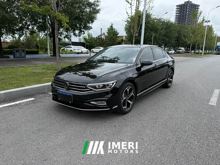 Volkswagen 330TSI DSGLuxury Version - автомобиль из Китая