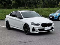 BMW 1 Series 125i M Sports Night Edition - фото 9