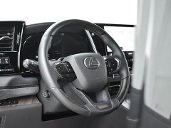 Lexus LM 2025 350h seven-seat elegant version - фото 14