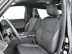 Lexus LM 2025 350h seven-seat elegant version - фото 16