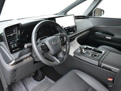 Lexus LM 2025 350h seven-seat elegant version - фото 7