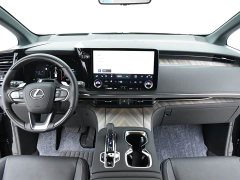 Lexus LM 2025 350h seven-seat elegant version - фото 8