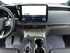 Lexus LM 2025 350h seven-seat elegant version - фото 9